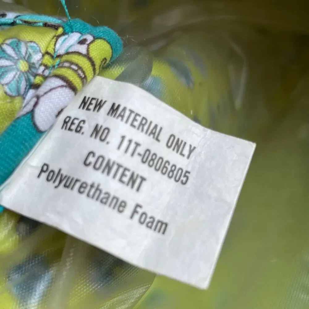 Vera Bradley Quilted Cosmetic Makeup Bag Turquoise Green Paisley Travel
